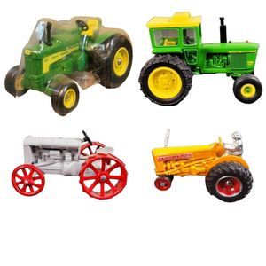 VINTAGE Diecast Tractors (4) 1920s-50s Metal 1980s John Deere, Moline, Fordson